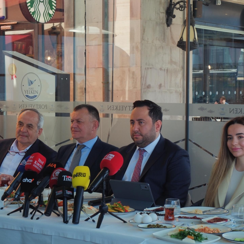 Kuşadası Ticaret Odası başkan adaylığı yolculuğumda yanımda olan, destek veren… Daha fazlasını gör